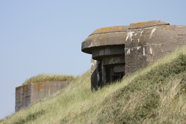 1200px-Bunker_type_671SK,_Scheveningen_002