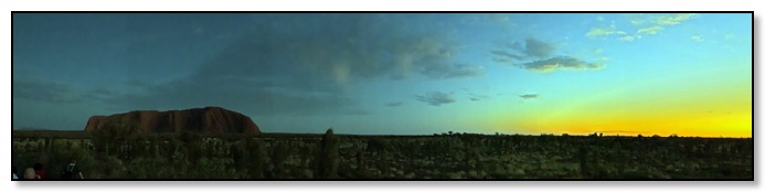 ayers rock sunrising pano