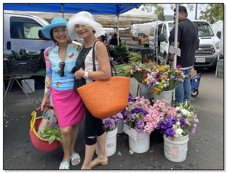 Nazy and Shahrzad at market