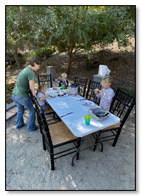 Outdoor breakfast